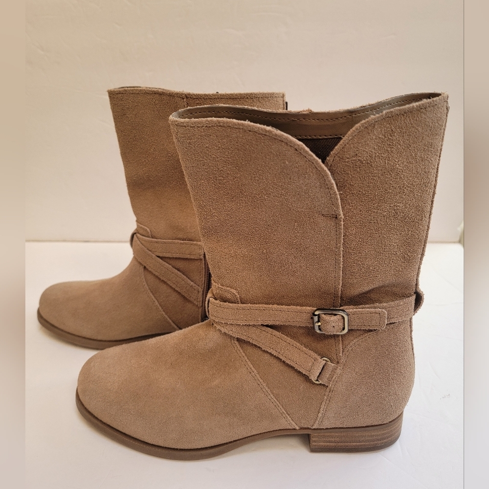 Koolaburra By UGGS Women's Tan Suede Zip Up Boots Size 8.5 NWT